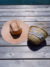 Carica l'immagine nel visualizzatore di Gallery, Daria customized straw bag